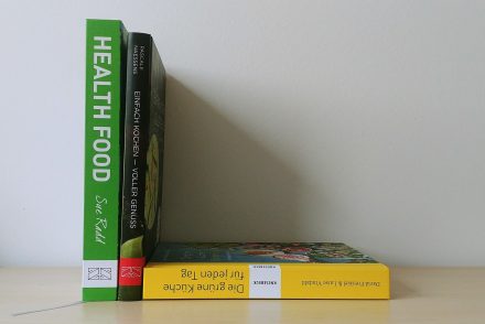 Cover von Kochbüchern zum Thema gesunde Küche